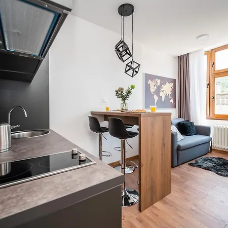 شقة Design Duplex - Main Street View *